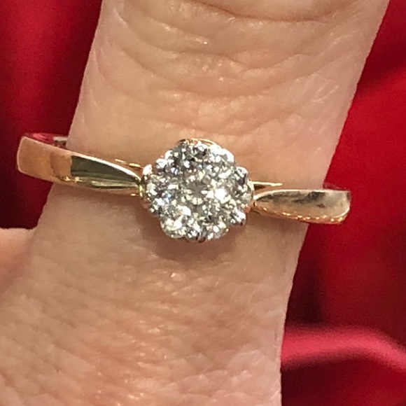 Jewelry - 10k Gold Genuine Diamond Ring